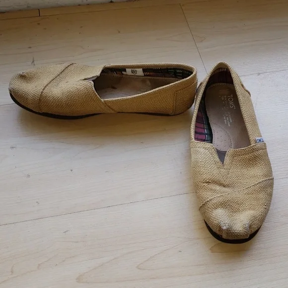 Brown Toms Burlap Men Outfits Toms Shoes Toms Mens Slipon Burlap